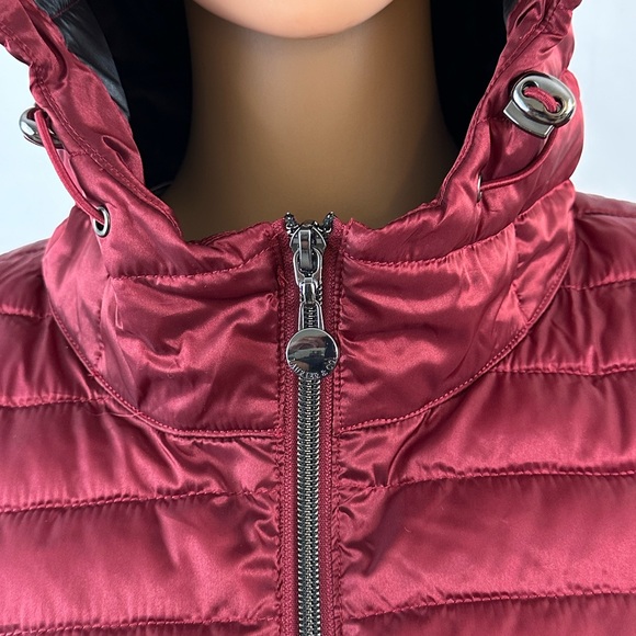 Laurier & Co. Wine Colored Gator Neck Hooded Puffer Soft Shell Sleeves L… - Picture 6 of 16